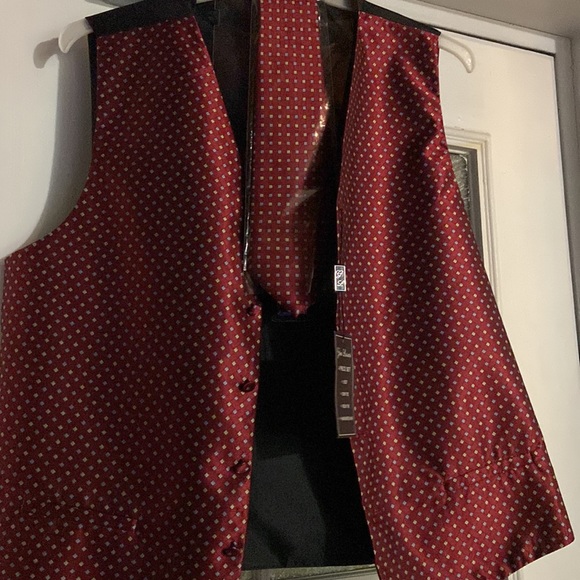 2pc Vest and Neck Tie - Picture 2 of 3